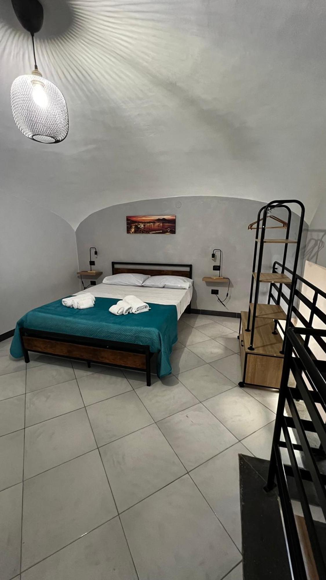 Da Ines Naples